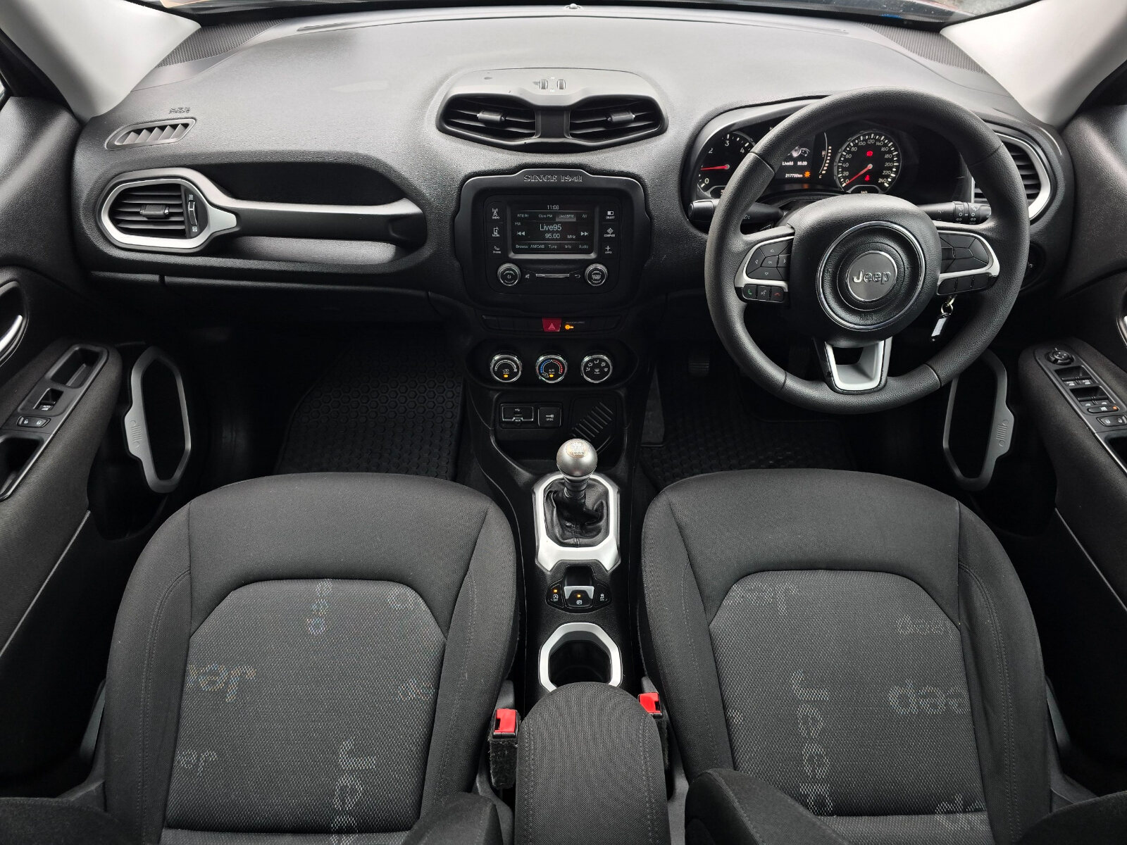 2016 Jeep Renegade 1.6 Mjet FWD SPORT - Image 9
