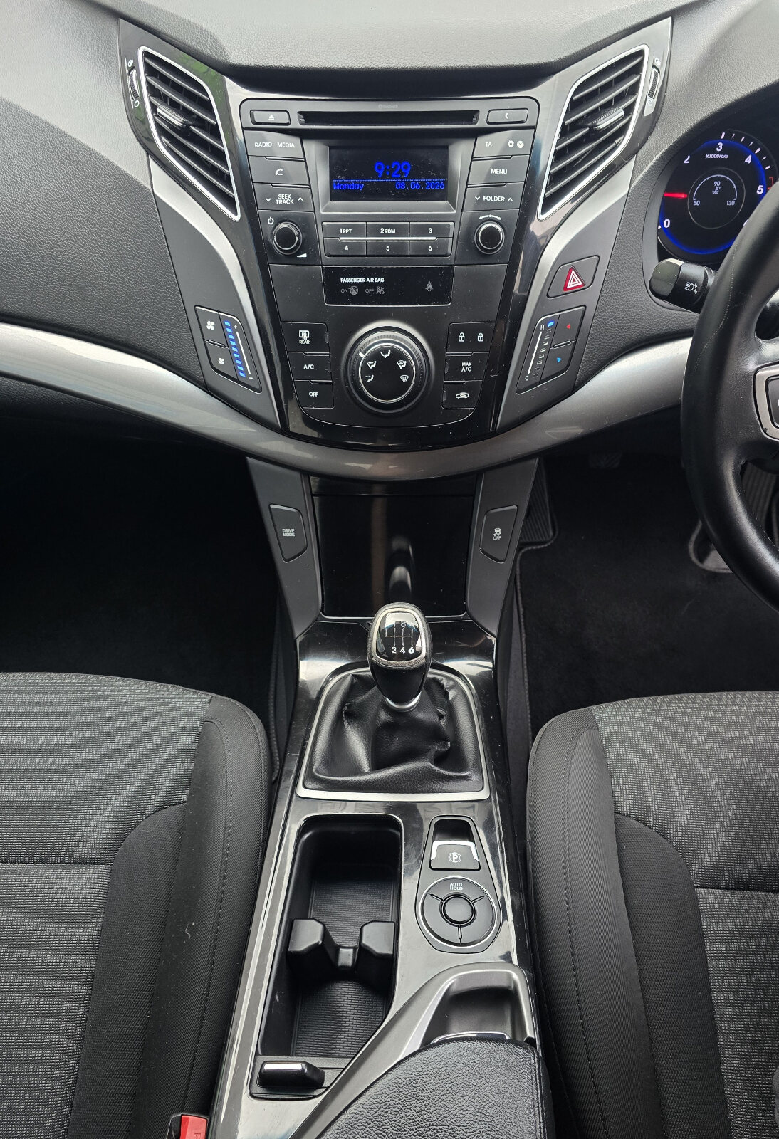 2016 Hyundai i40 Comfort Plus 1.7 Diesel - Image 11