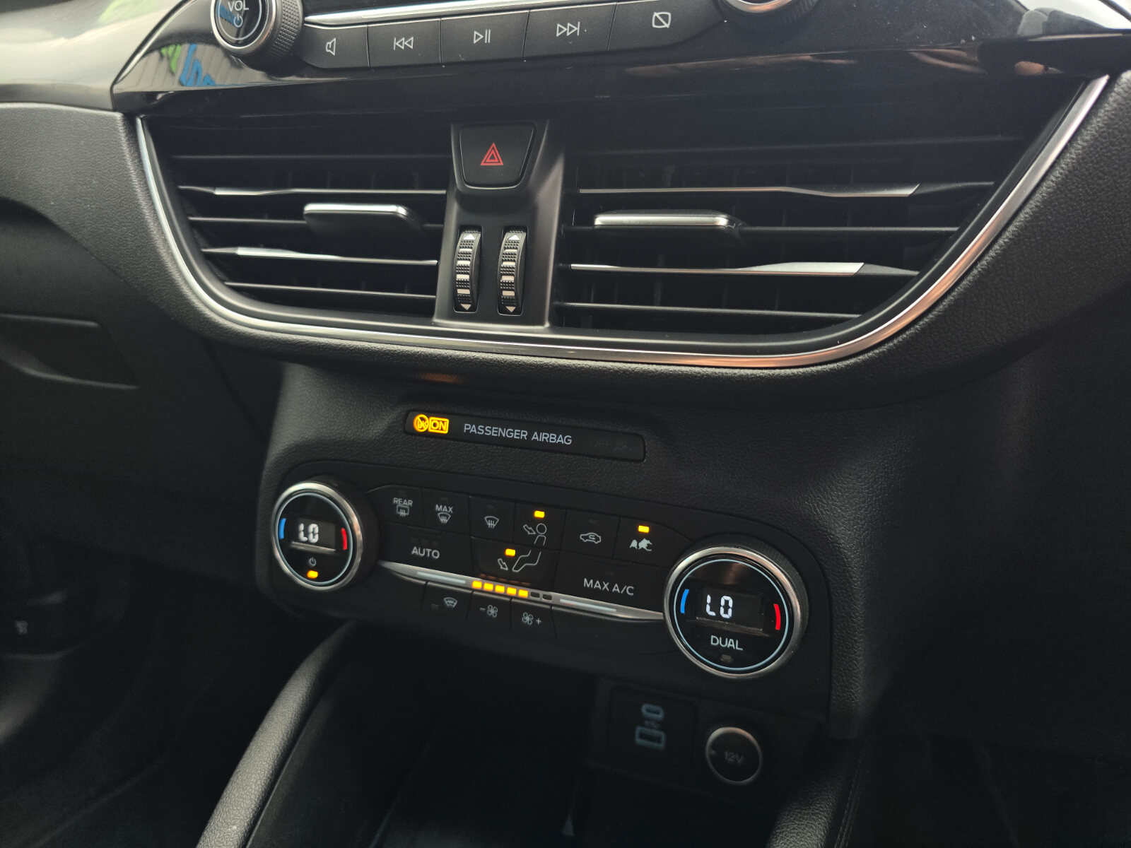 2020 Ford Kuga 1.5 EcoBlue Titanium - Image 18