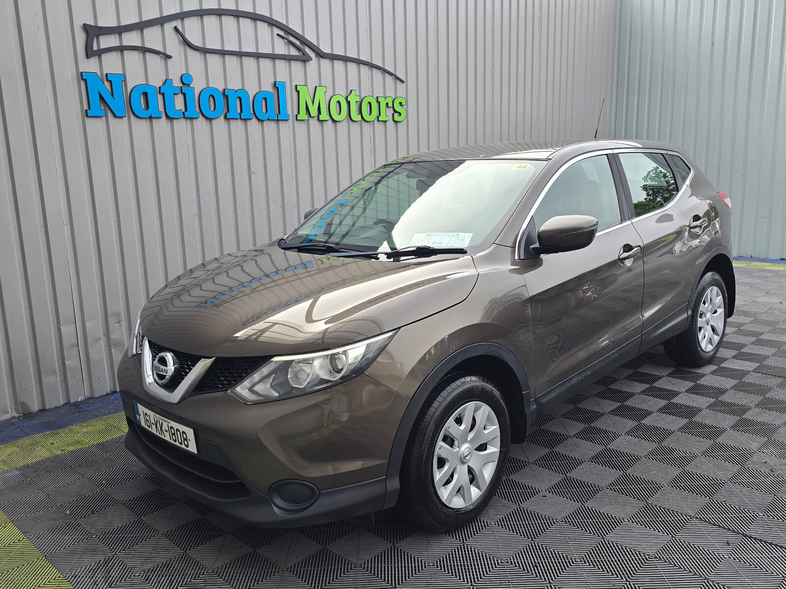 2016 Nissan Qashqai 1.2 XE Petrol - Image 7