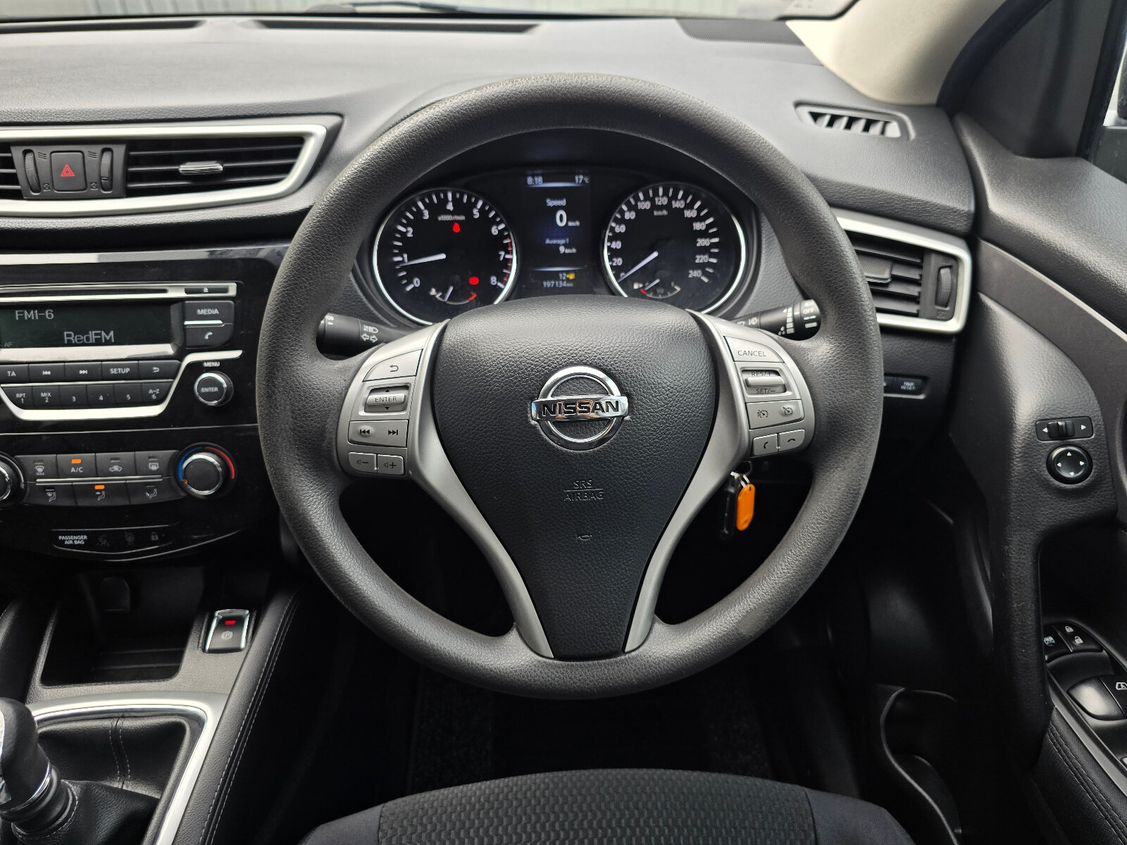 2016 Nissan Qashqai 1.2 XE Petrol - Image 16
