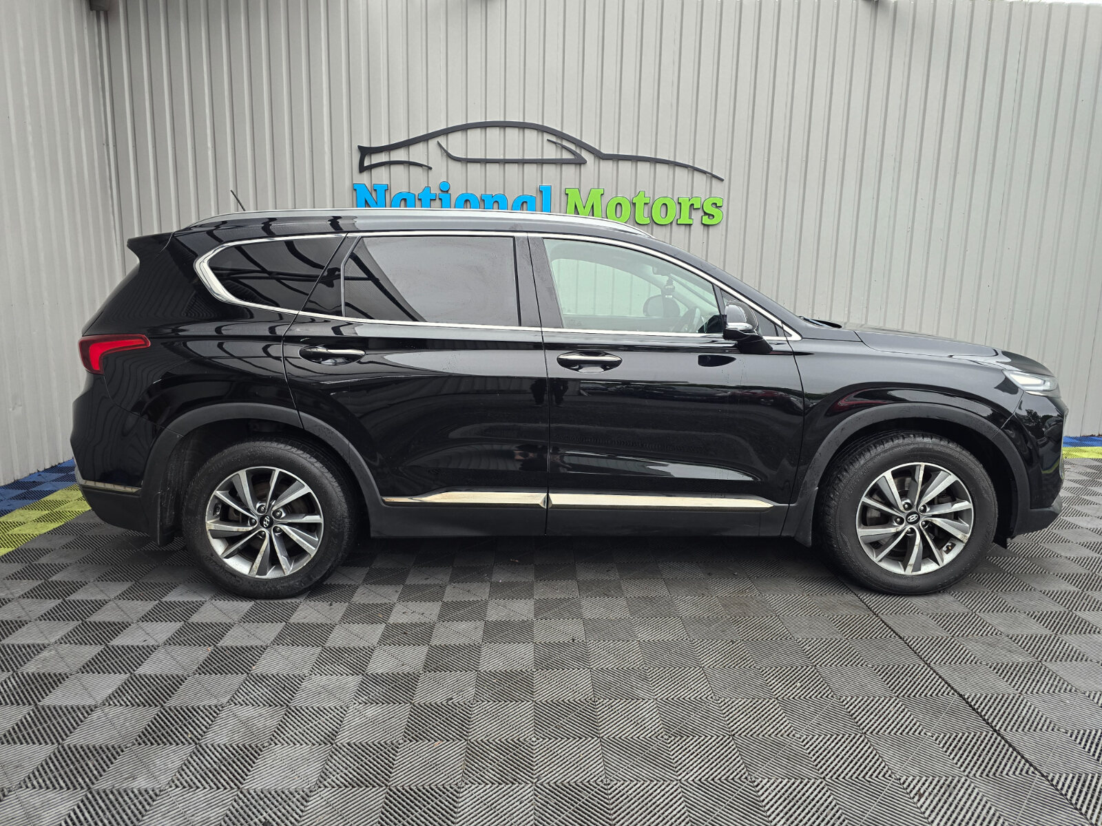 2018 Hyundai Santa Fe 2.2 4WD Executive Plus - Image 2