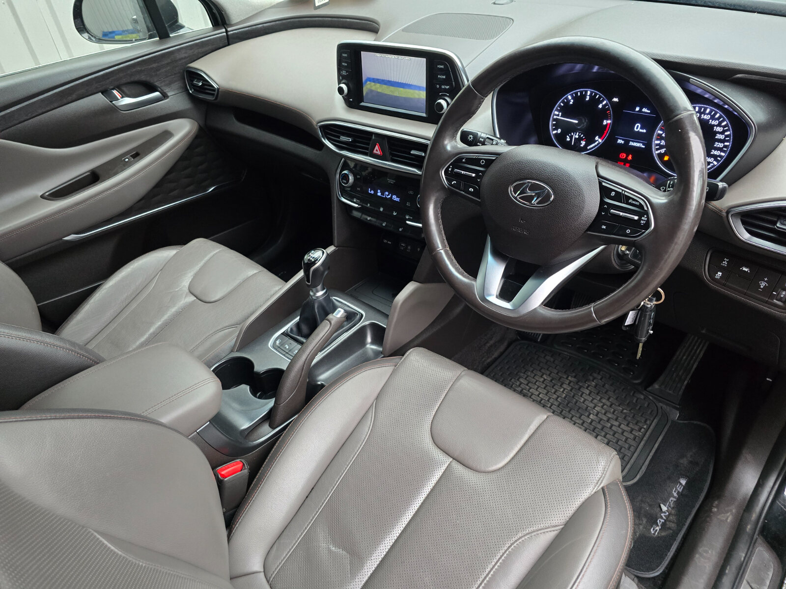 2018 Hyundai Santa Fe 2.2 4WD Executive Plus - Image 12