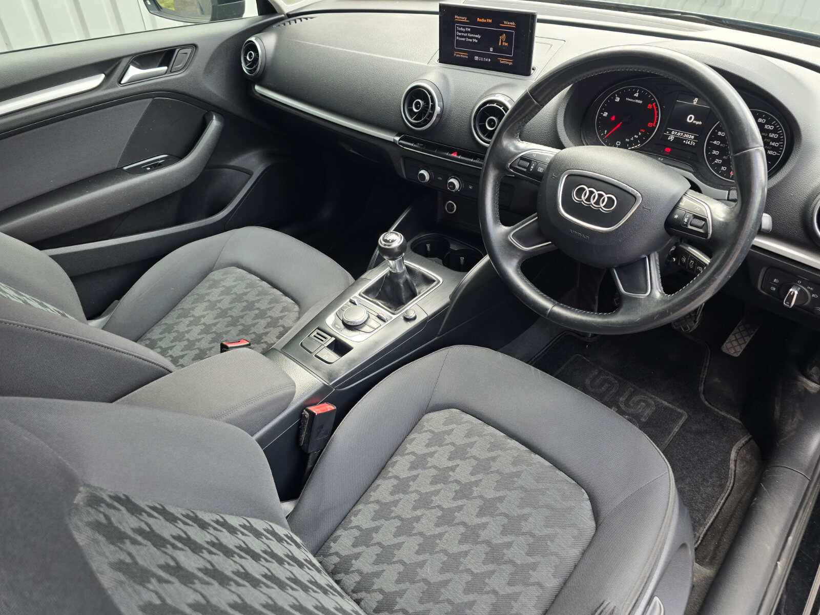 2014 Audi A3 1.6 TDI SE - Image 12