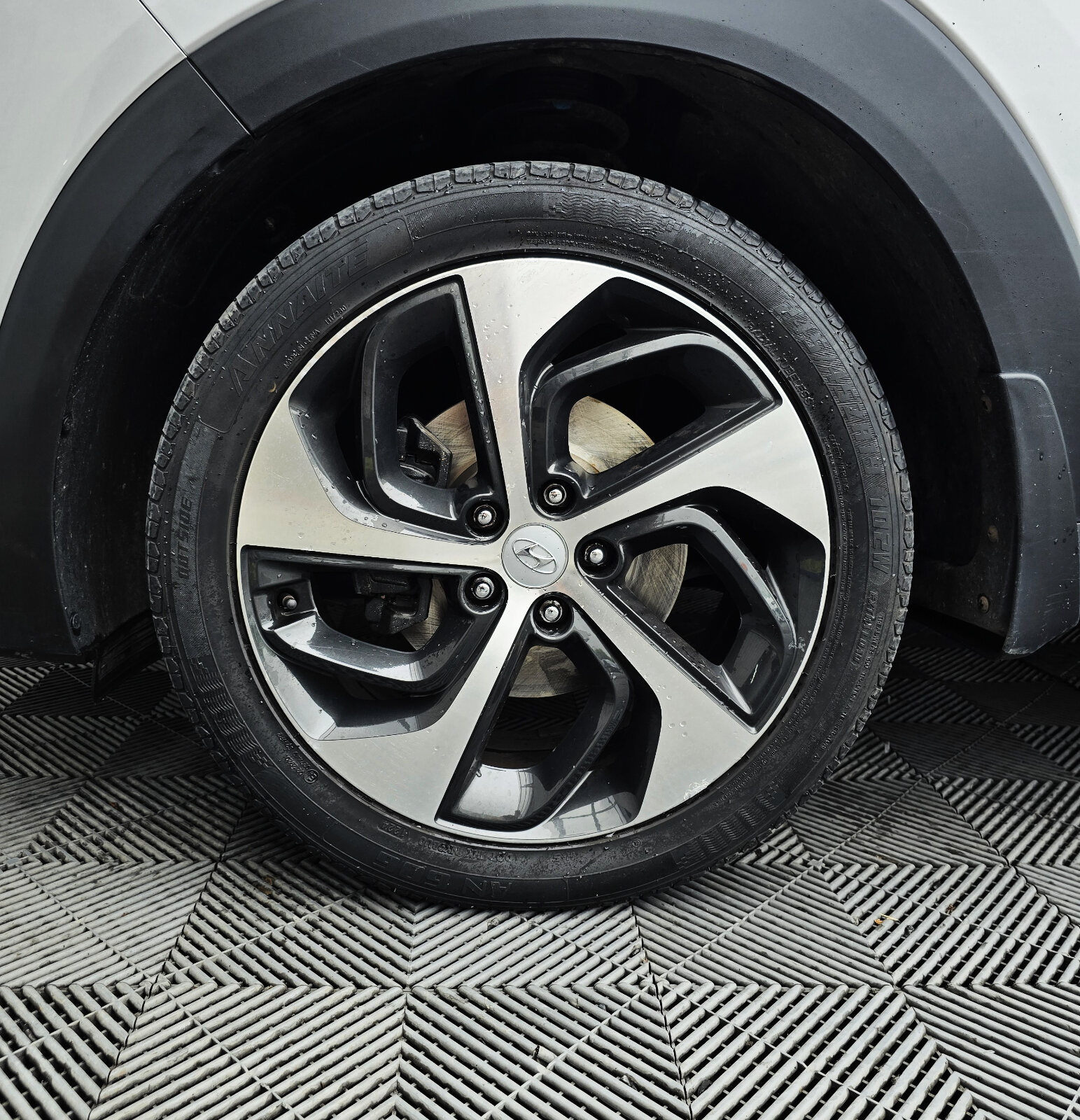2018 Hyundai Tucson 1.7 Executive SE - Image 9