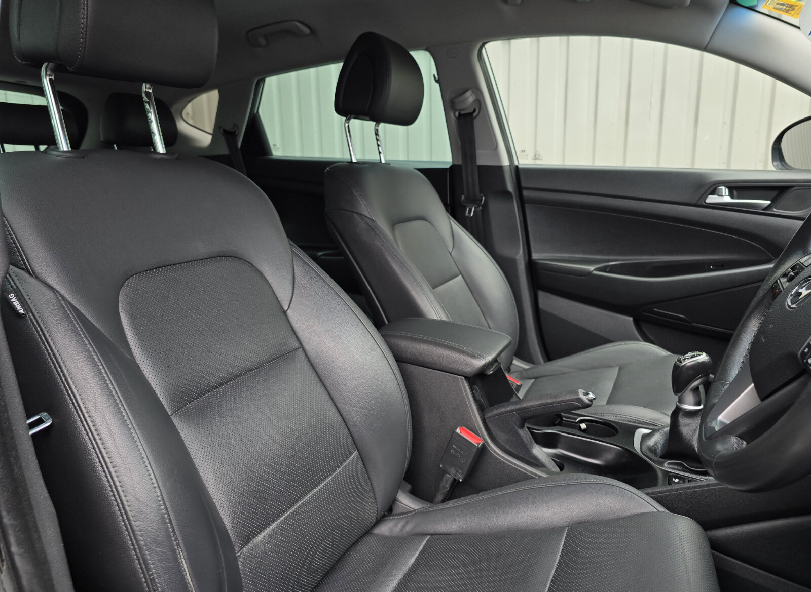 2018 Hyundai Tucson 1.7 Executive SE - Image 12