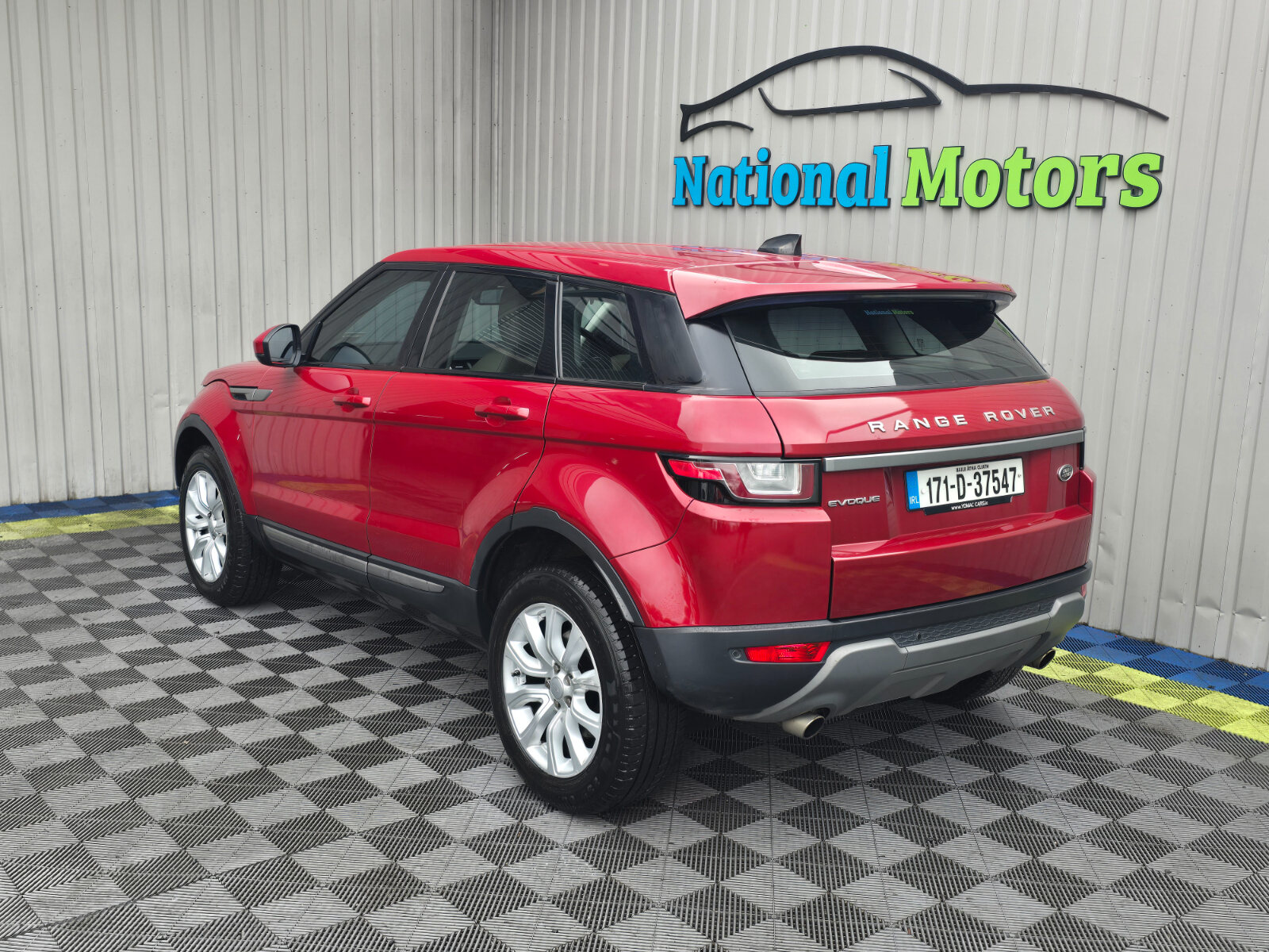 2017 Rang Rover Evoque 2.0 Td4 SE Automatic - Image 5