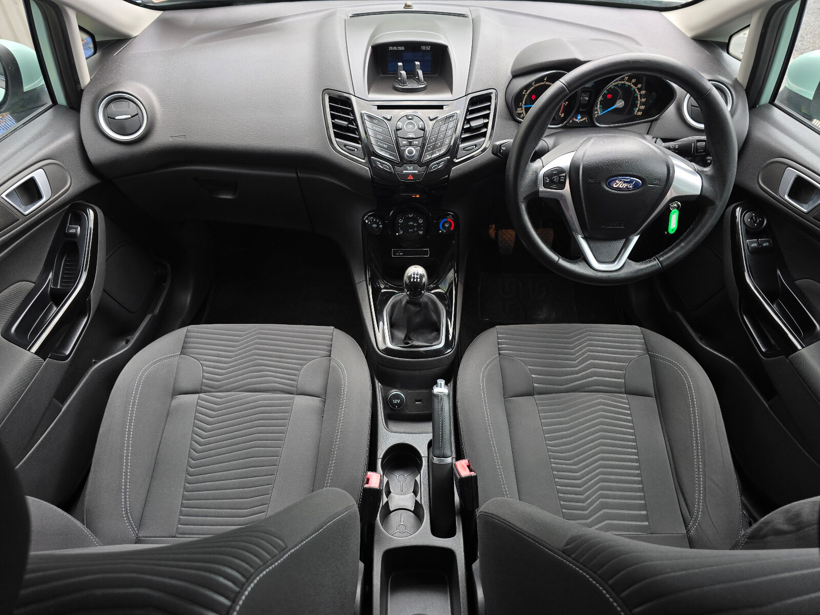 2017 Ford Fiesta 1.0 Zetec - Image 11