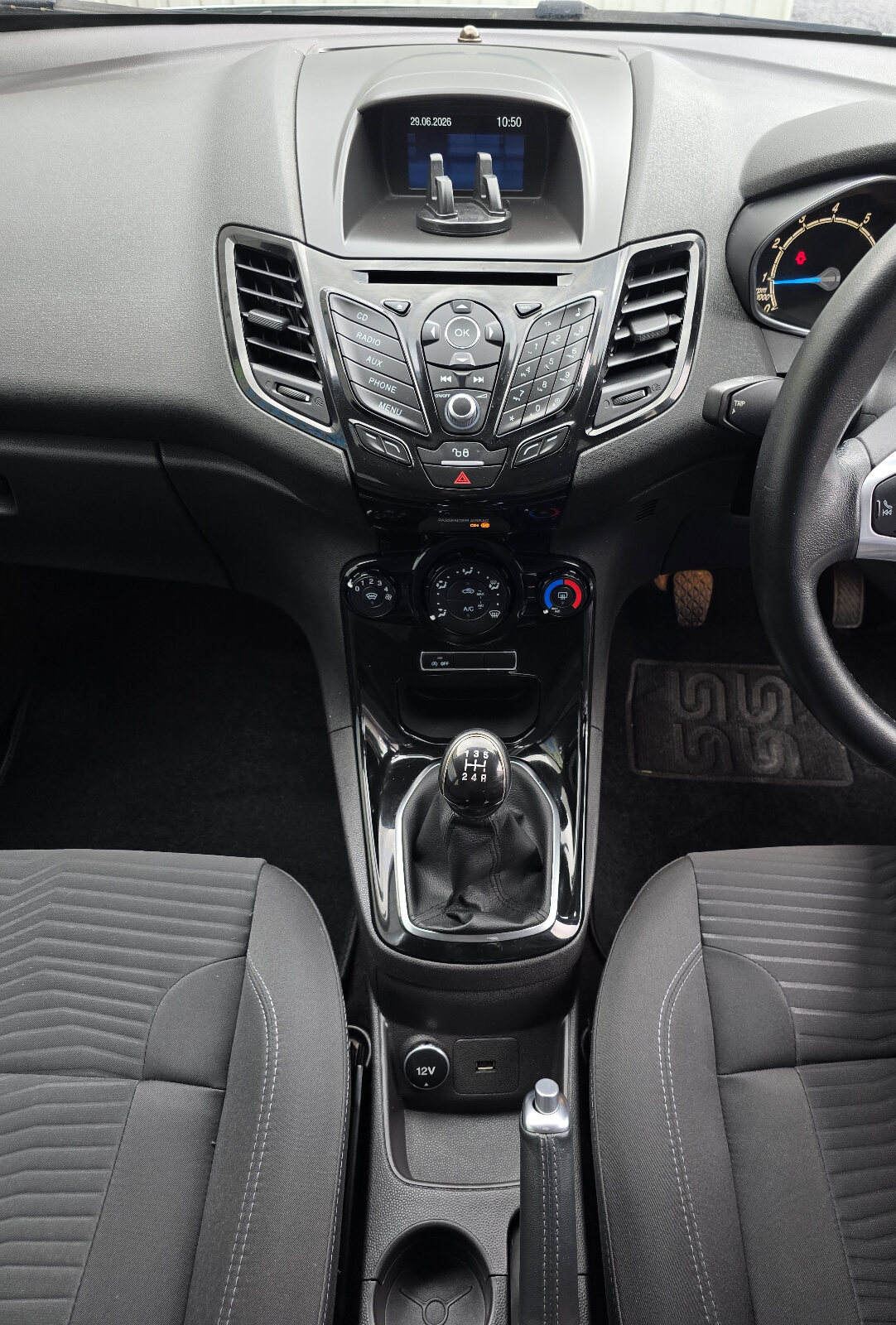 2017 Ford Fiesta 1.0 Zetec - Image 14