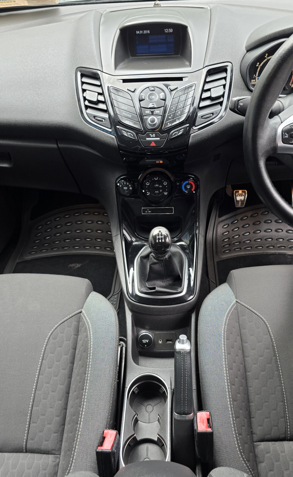 2016  Ford Fiesta 1.0 Zetec 100PS - Image 14