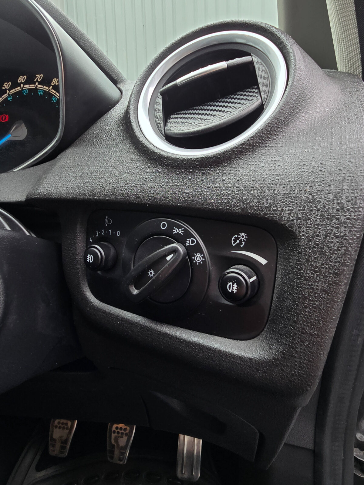 2016  Ford Fiesta 1.0 Zetec 100PS - Image 19