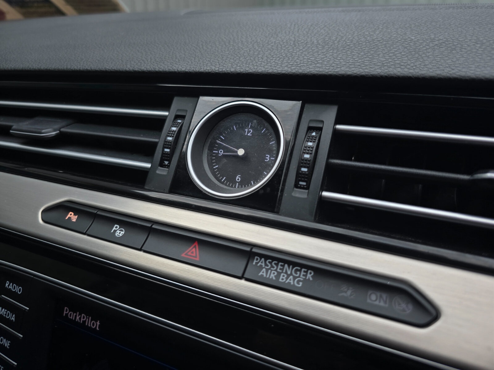 2017 Volkswagen Passat 2.0 TDI Highline - Image 18