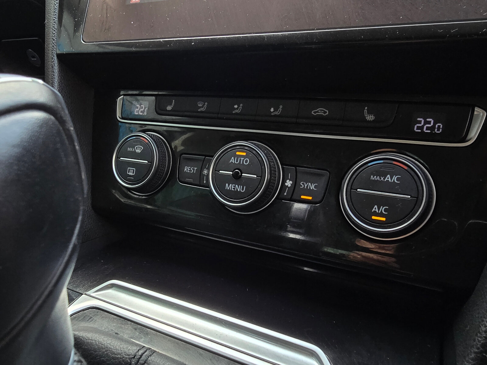 2018 Volkswagen Passat 1.6 TDI Highline DSG - Image 15