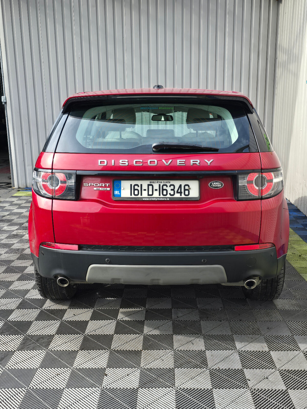 2016 Discovery Sport 2.0 TD4 AUTO 7 Seat - Image 4