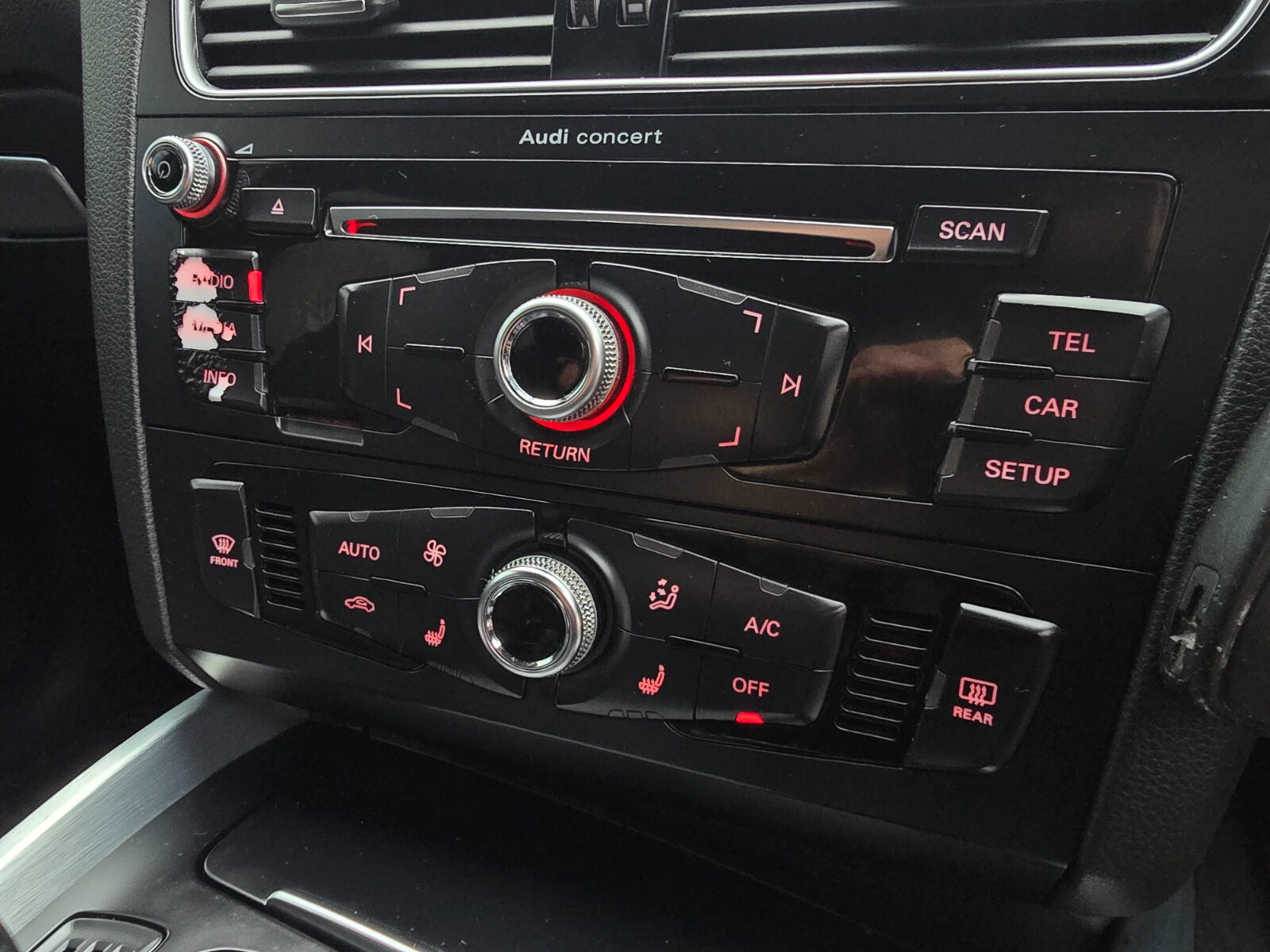 2015 Audi Q5 2.0 TDI S LINE - Image 16