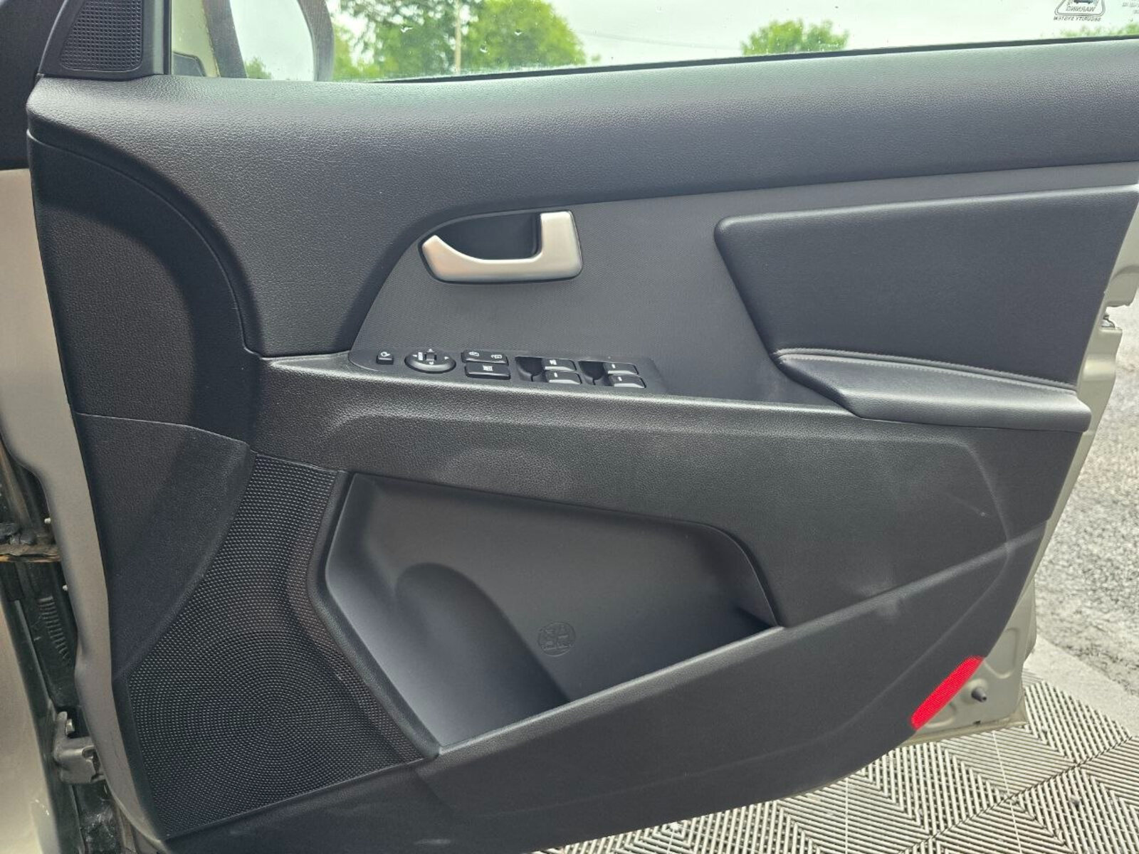 2015 Kia Sportage 1.7 D EXL - Image 19