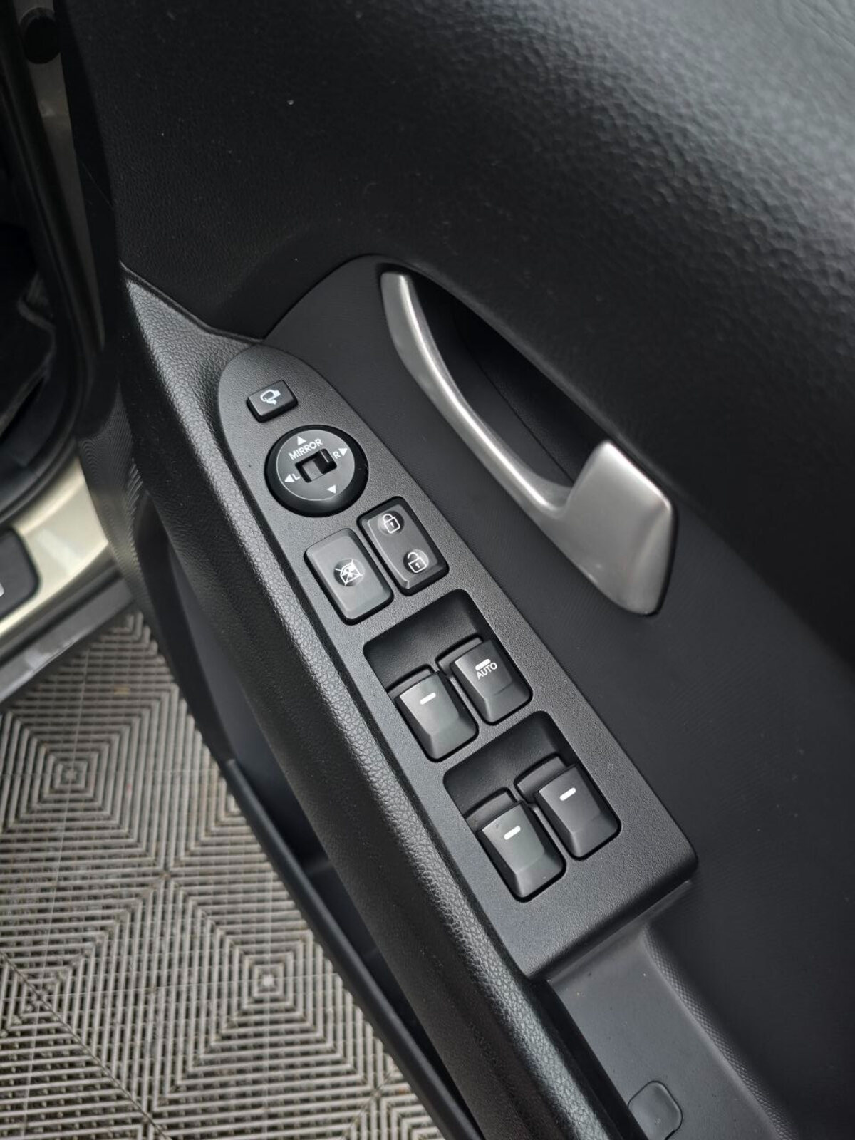 2015 Kia Sportage 1.7 D EXL - Image 20