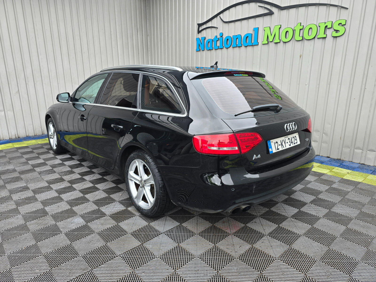 2012 Audi A4 2.0D TDI Estate - Image 5