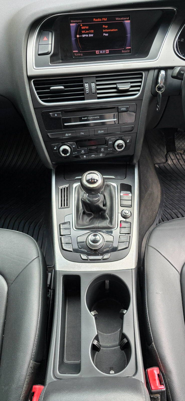 2012 Audi A4 2.0D TDI Estate - Image 13