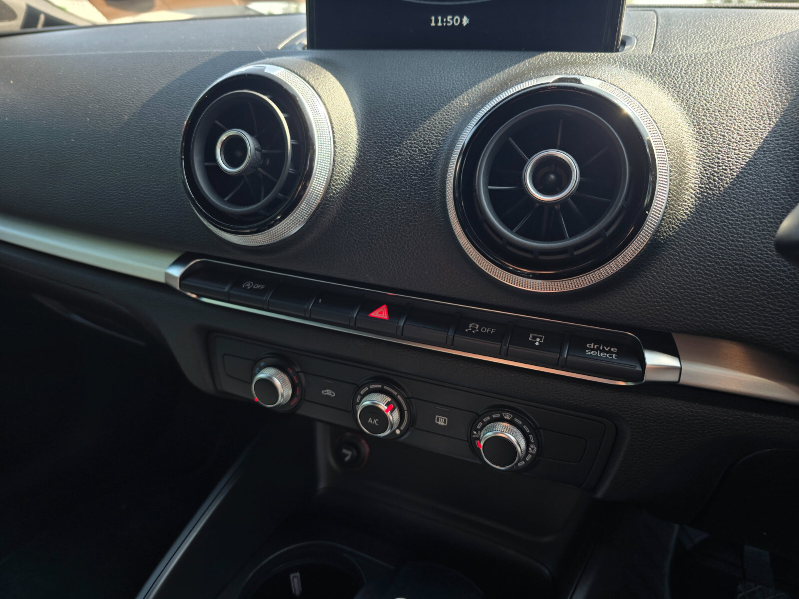 2016 Audi A3 1.6TDI SE - Image 16