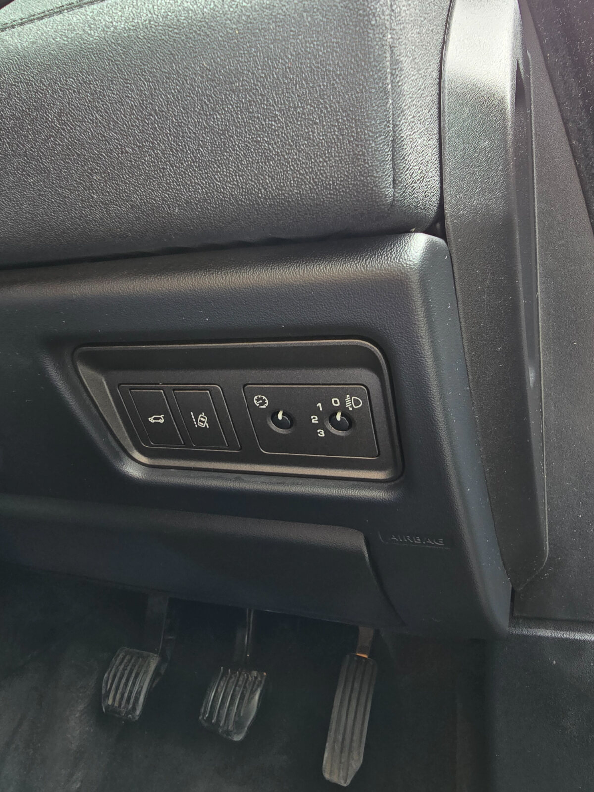 2018 Range Rover Evoque 2.0 eD4 SE - Image 19
