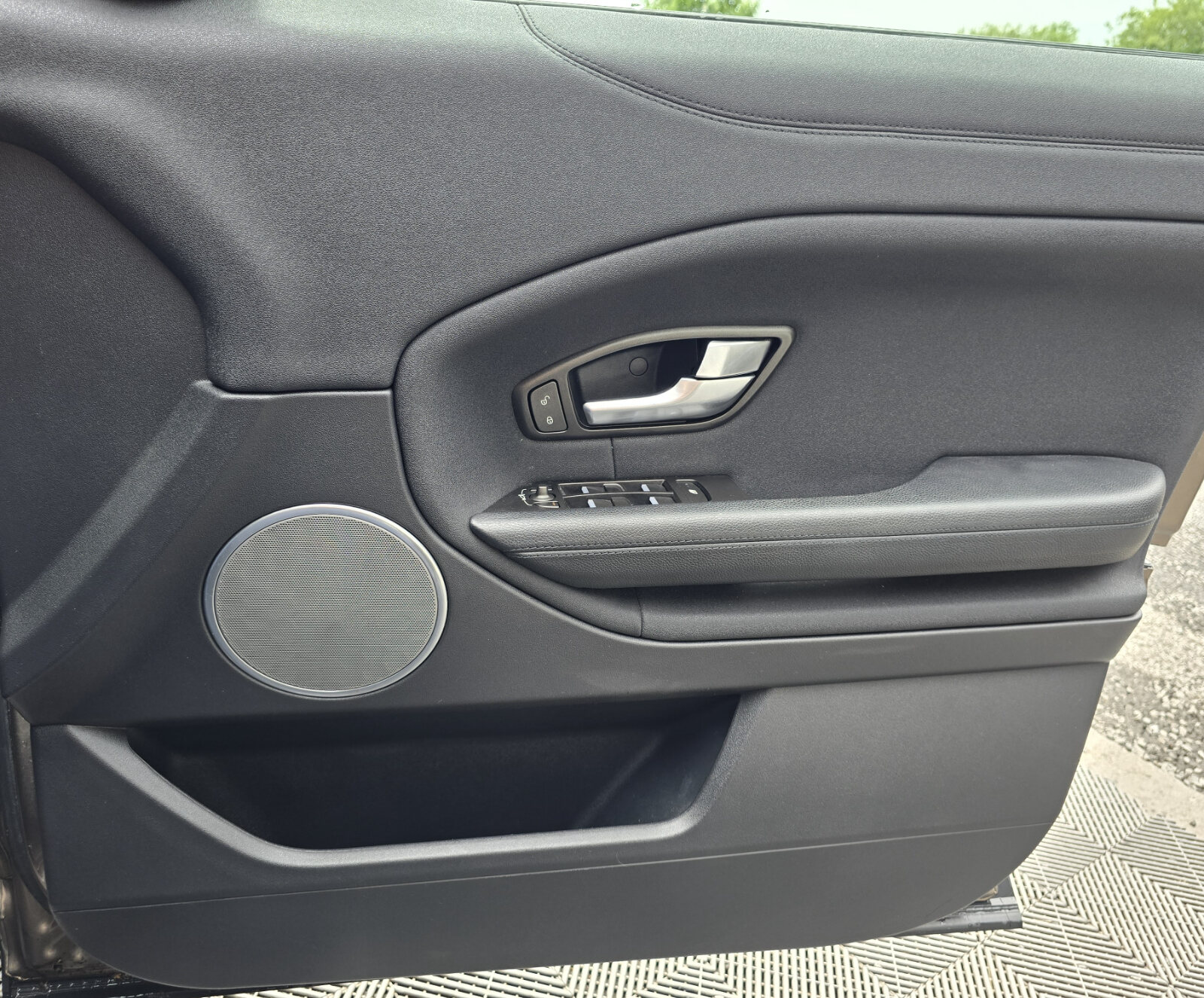2018 Range Rover Evoque 2.0 eD4 SE - Image 20