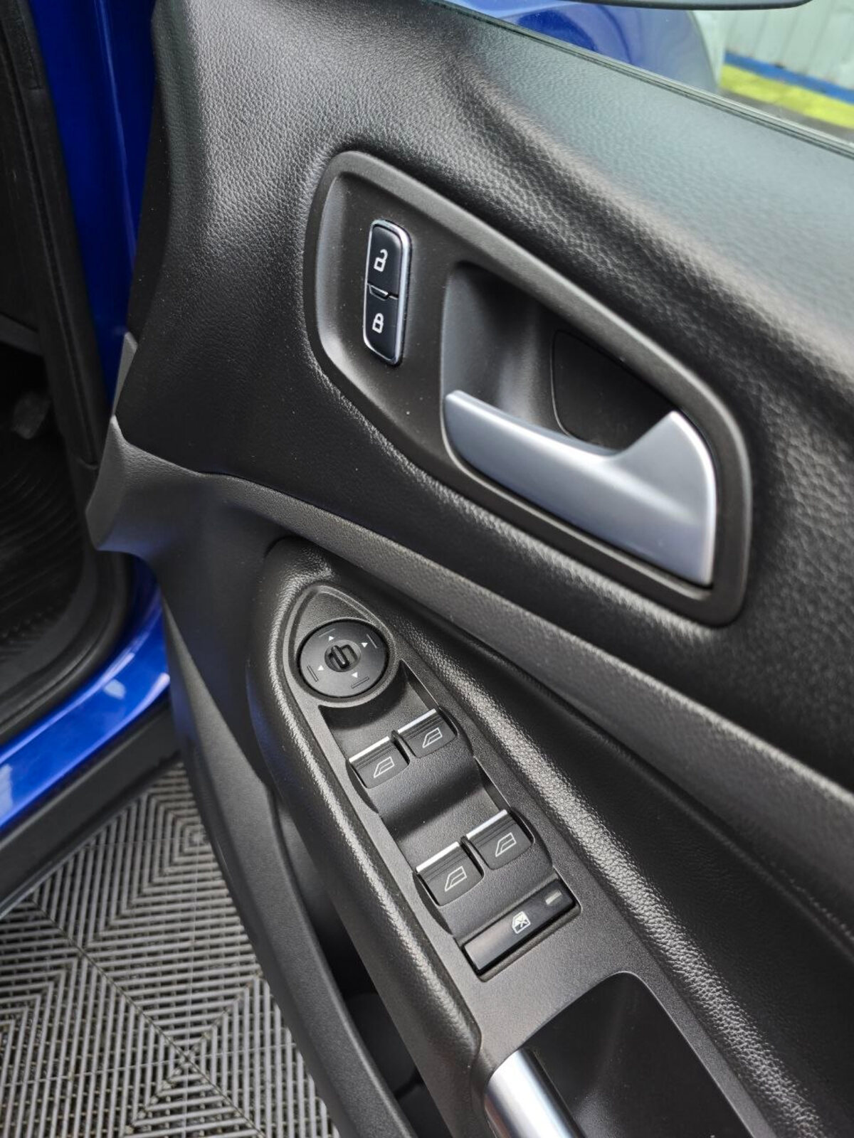 2015 Ford Kuga 2.0TDCI - Image 20
