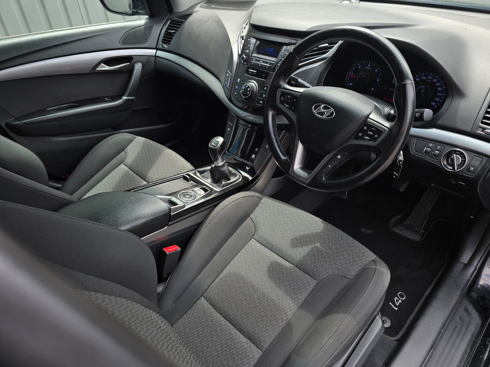 2017 Hyundai i40 Comfort 1.7 Diesel - Image 9