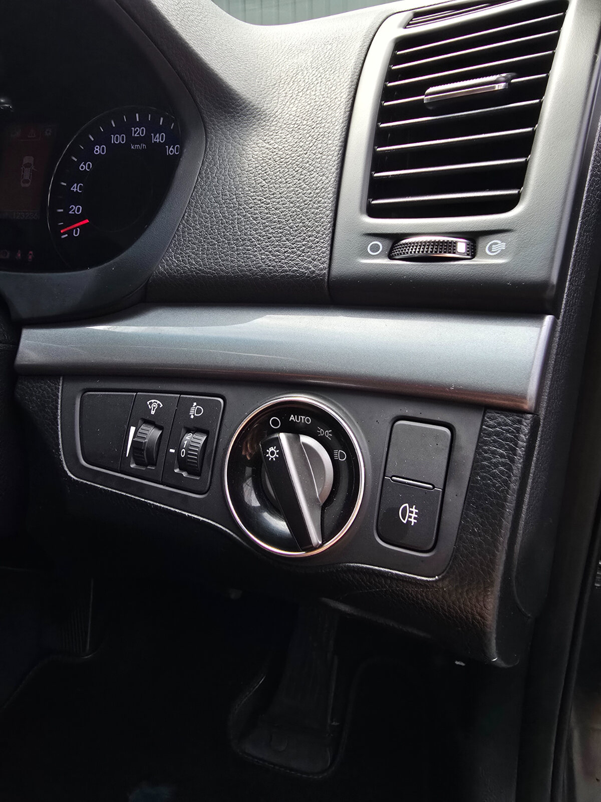 2017 Hyundai i40 Comfort 1.7 Diesel - Image 16