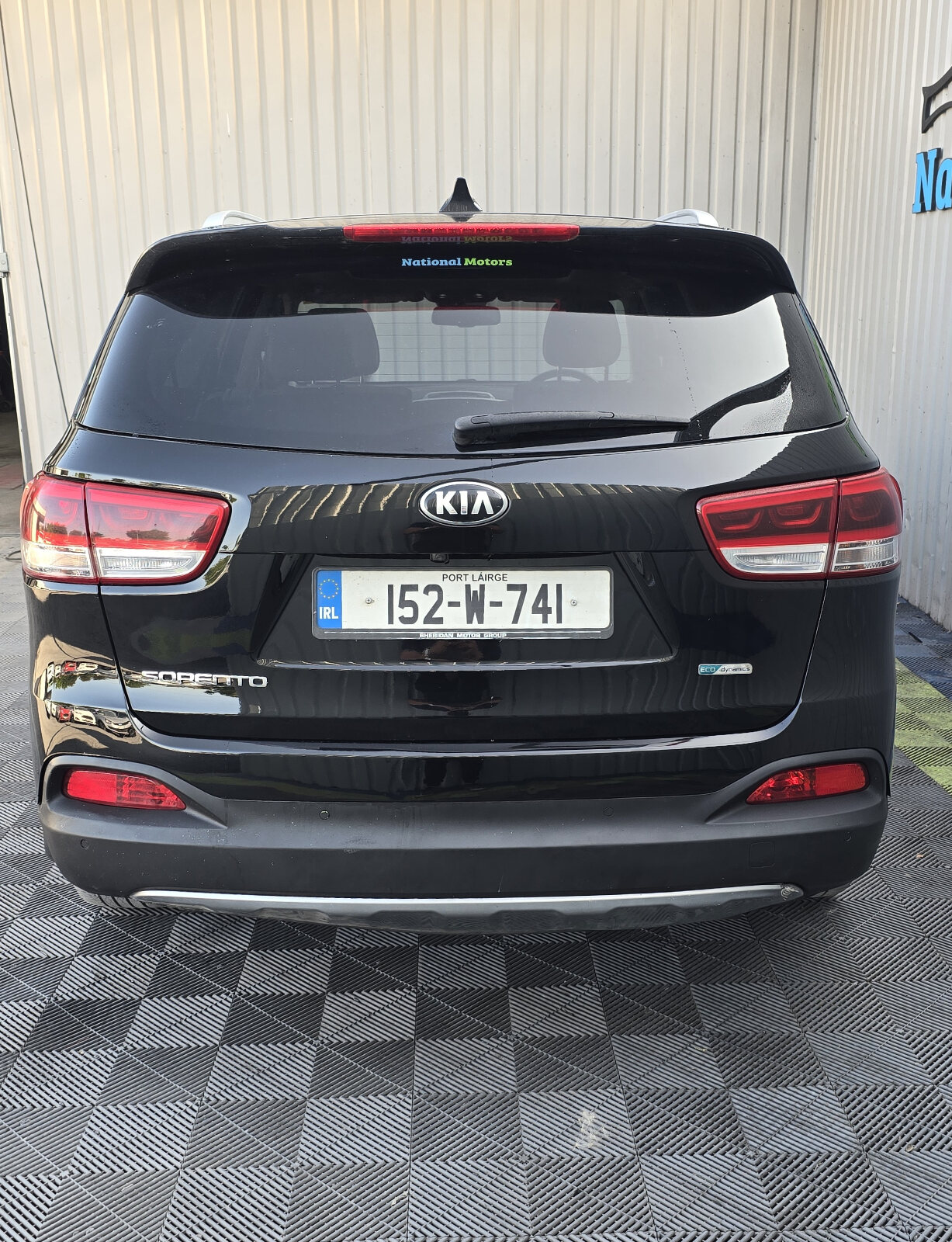 2015 Kia Sorento 2.2 Platinum AWD 7 seats - Image 4