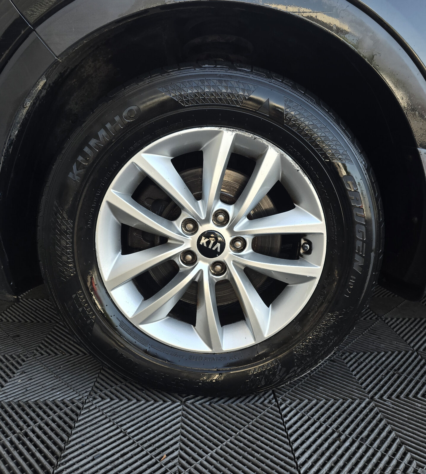 2015 Kia Sorento 2.2 Platinum AWD 7 seats - Image 9