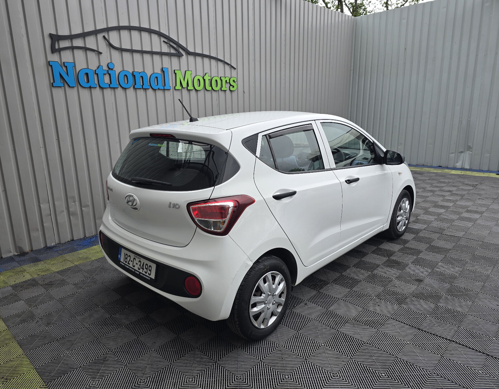 2018 Hyundai i10 1.0 Petrol Classic - Image 3