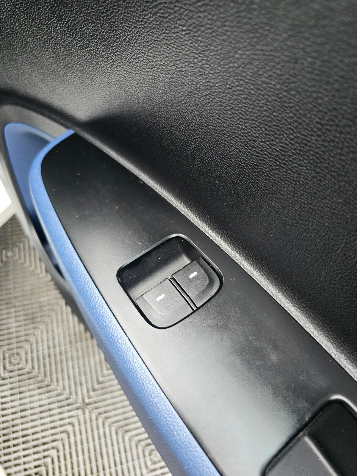 2018 Hyundai i10 1.0 Petrol Classic - Image 14