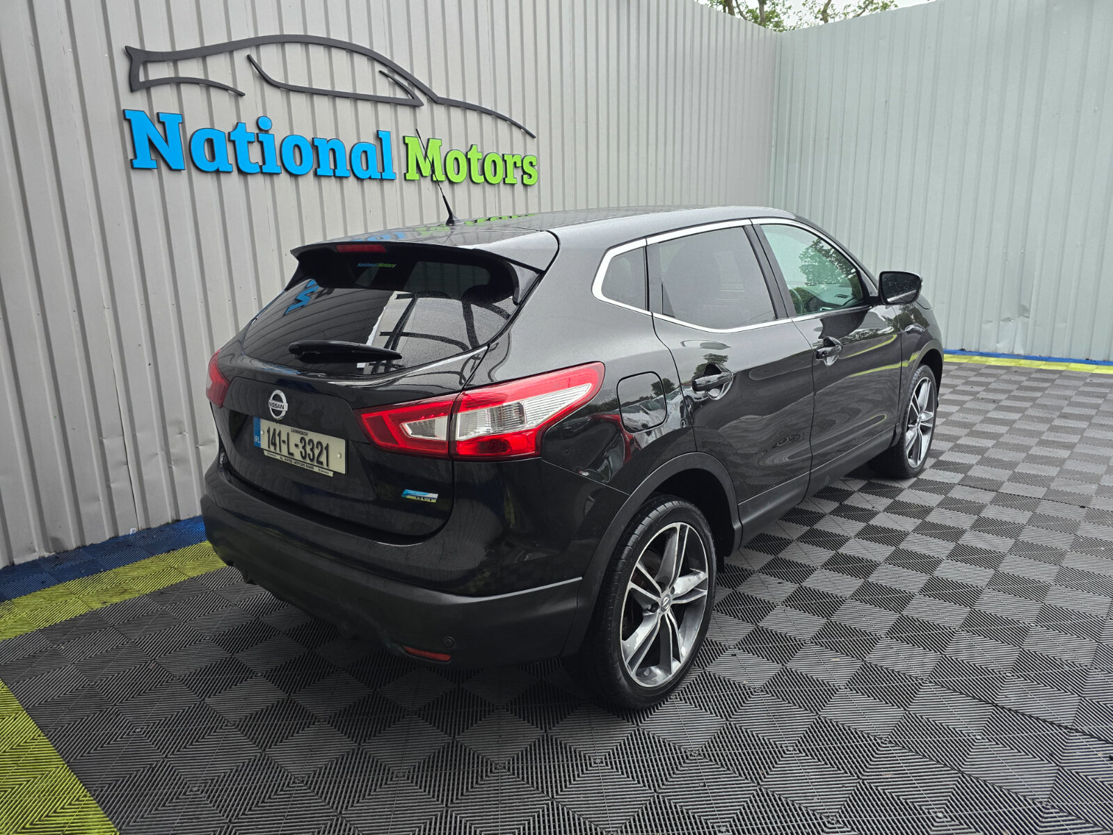 2014 Nissan Qashqai 1.5 DSL SV - Image 3