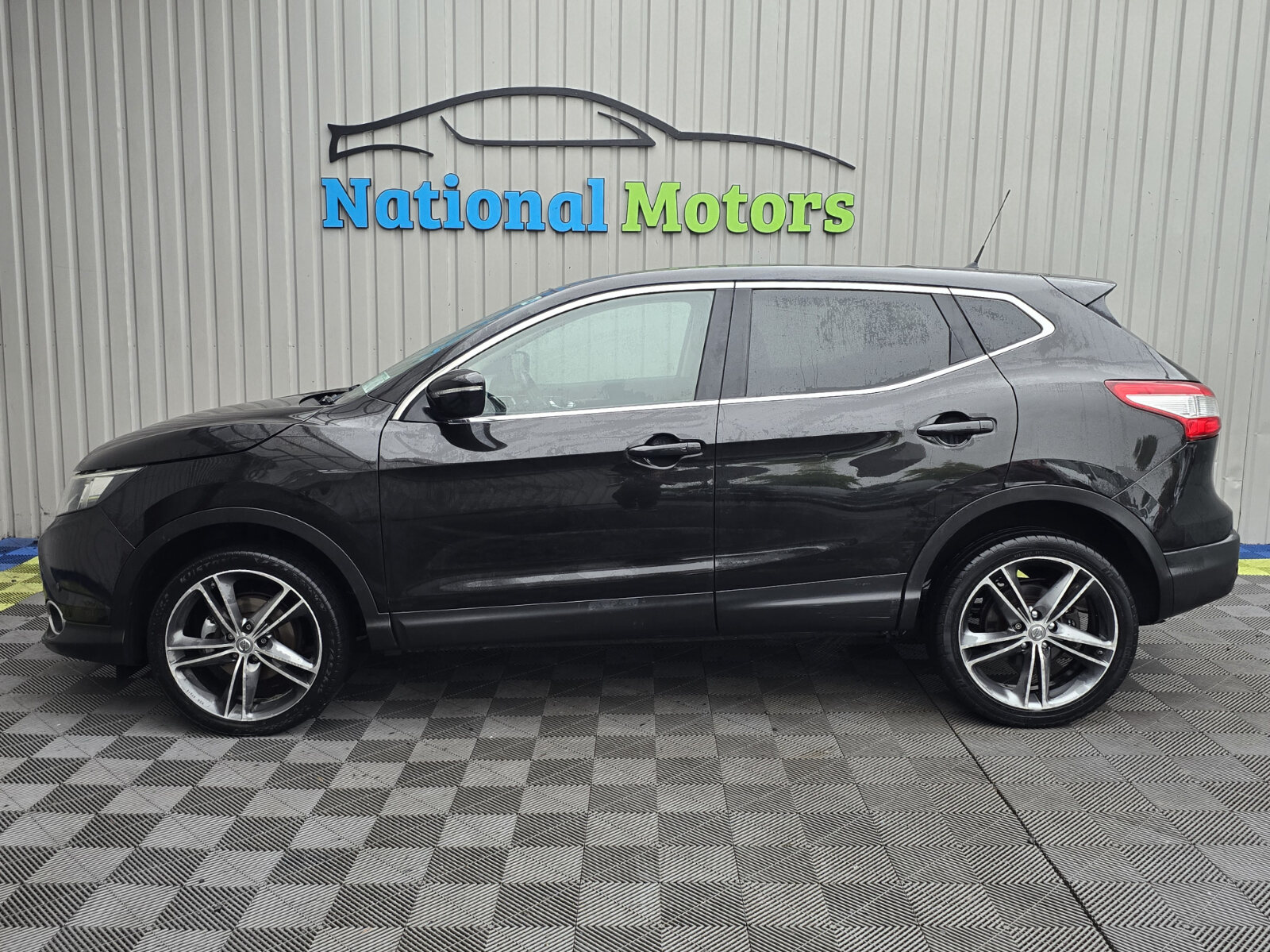 2014 Nissan Qashqai 1.5 DSL SV - Image 6