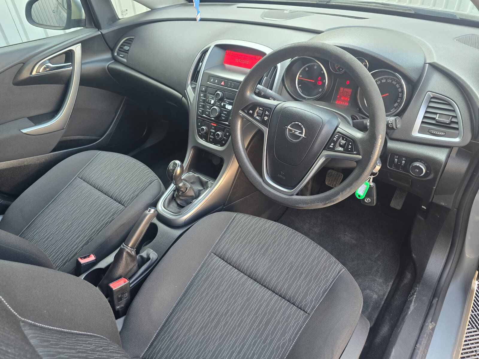2014 Opel Astra 1.3 CDTI ecoFLEX SC - Image 12