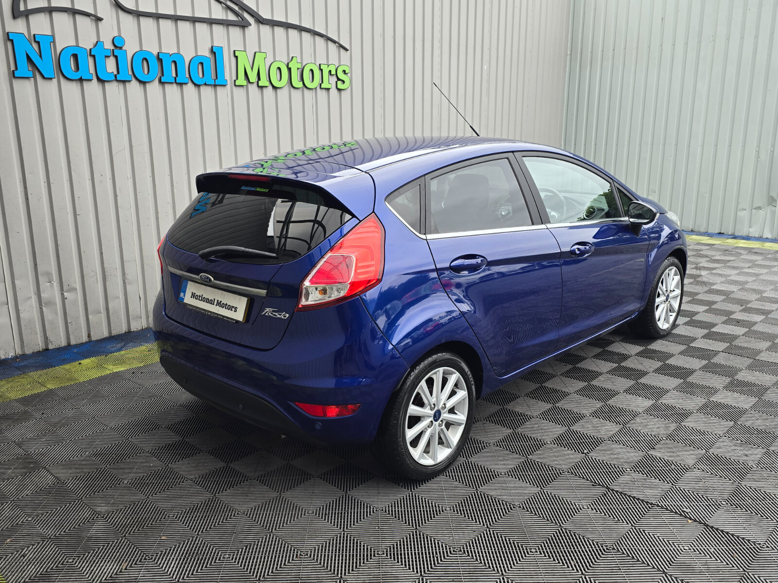 2015 Ford Fiesta 1.0 Petrol TITANIUM - Image 3