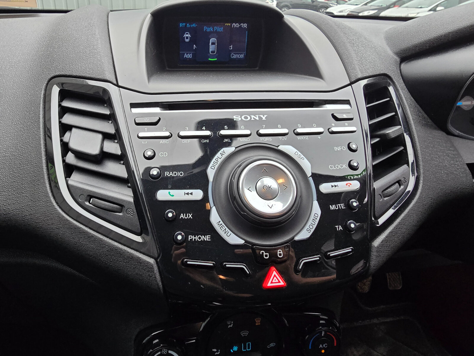 2015 Ford Fiesta 1.0 Petrol TITANIUM - Image 17