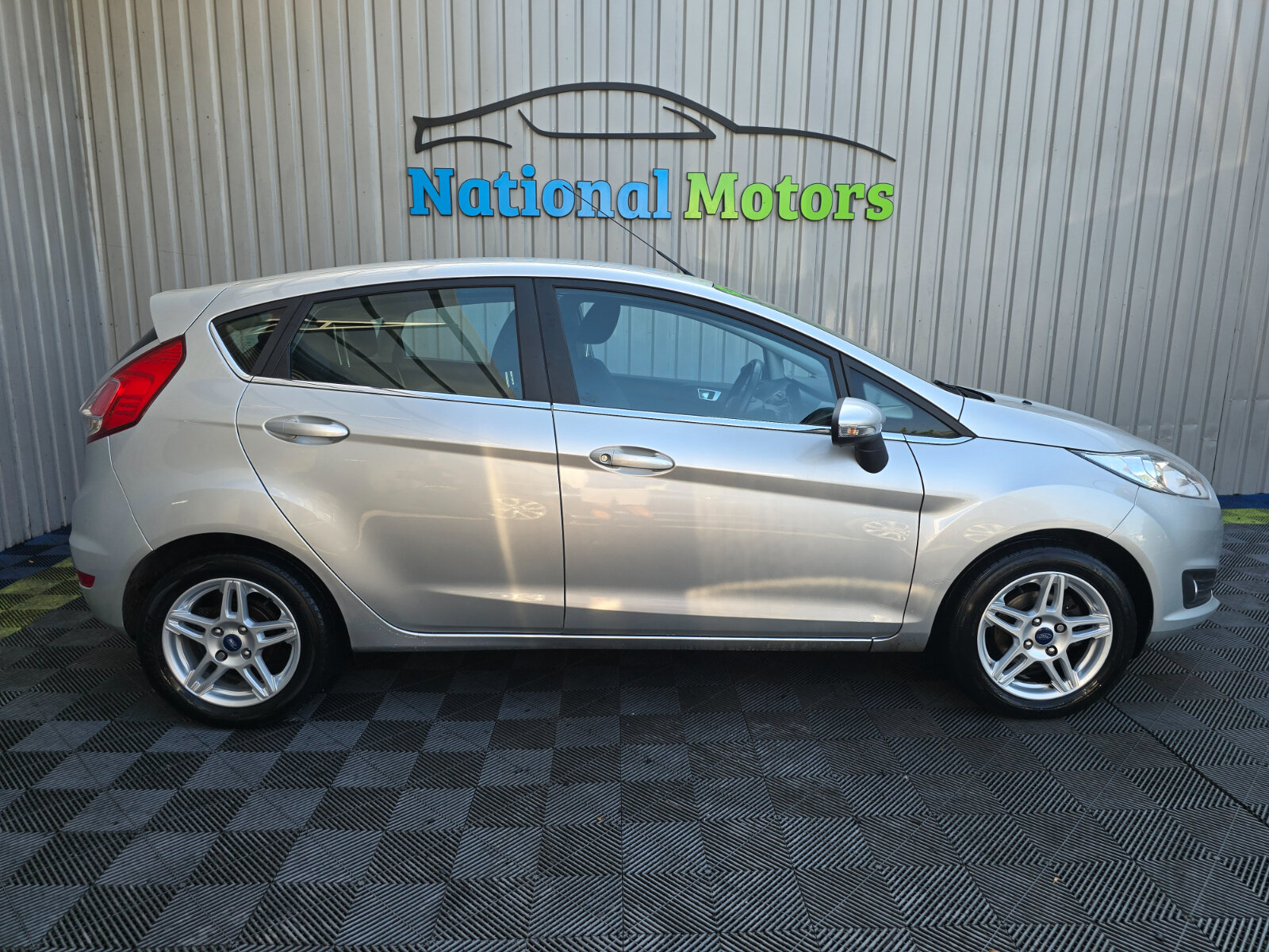 2013 Ford Fiesta 1.0 Petrol - Image 2