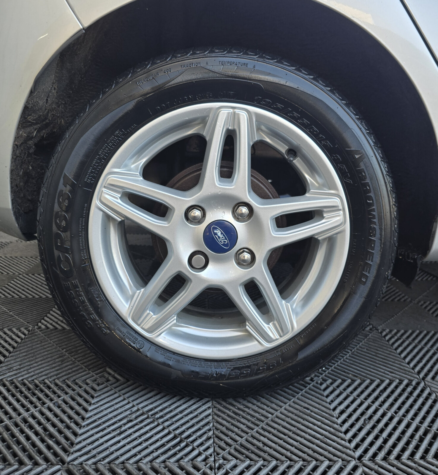 2013 Ford Fiesta 1.0 Petrol - Image 9