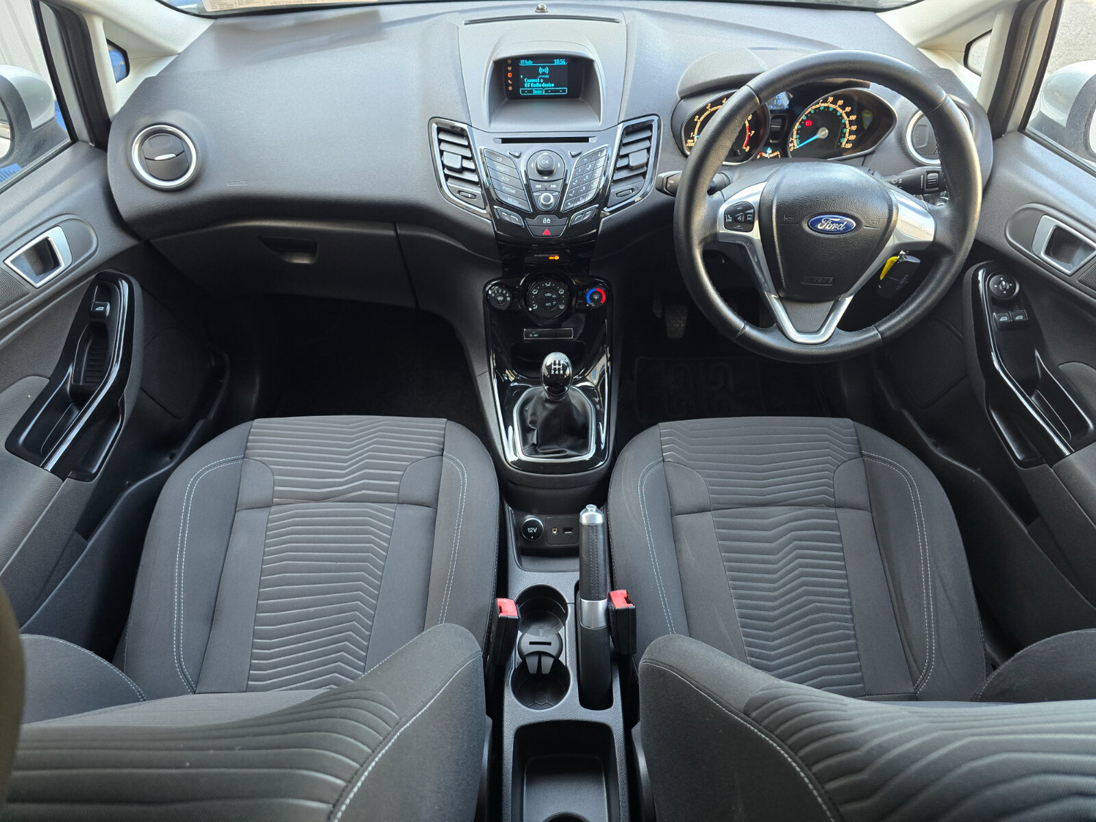 2013 Ford Fiesta 1.0 Petrol - Image 11
