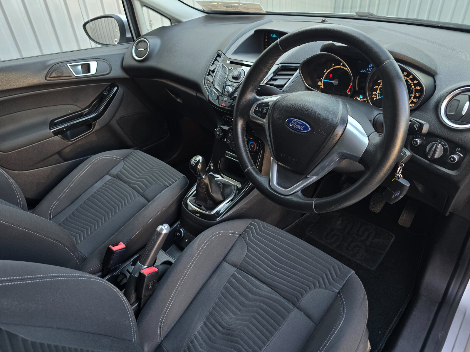 2013 Ford Fiesta 1.0 Petrol - Image 12