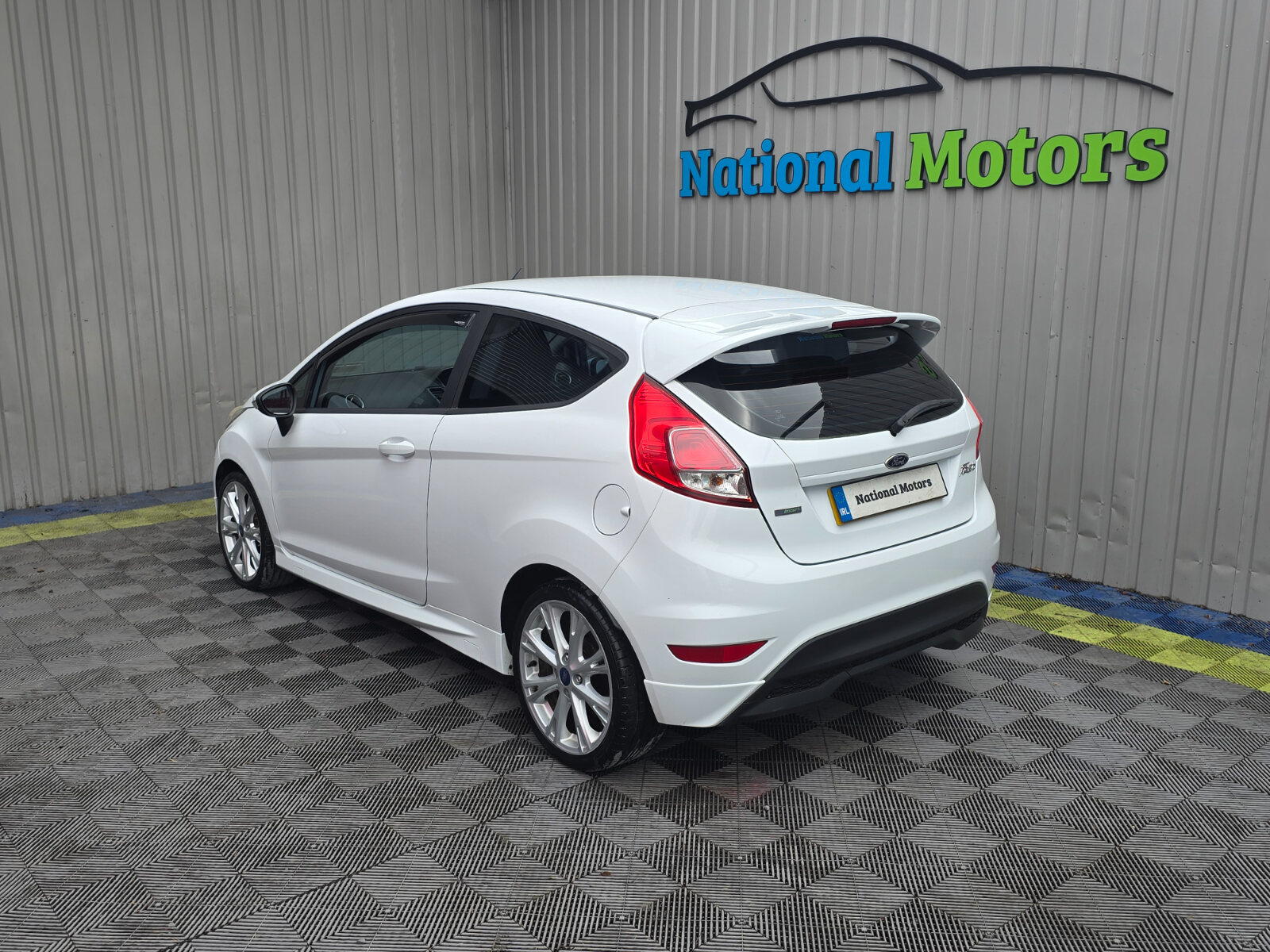 2014 Ford Fiesta 1.0 Petrol Zetec-S - Image 5