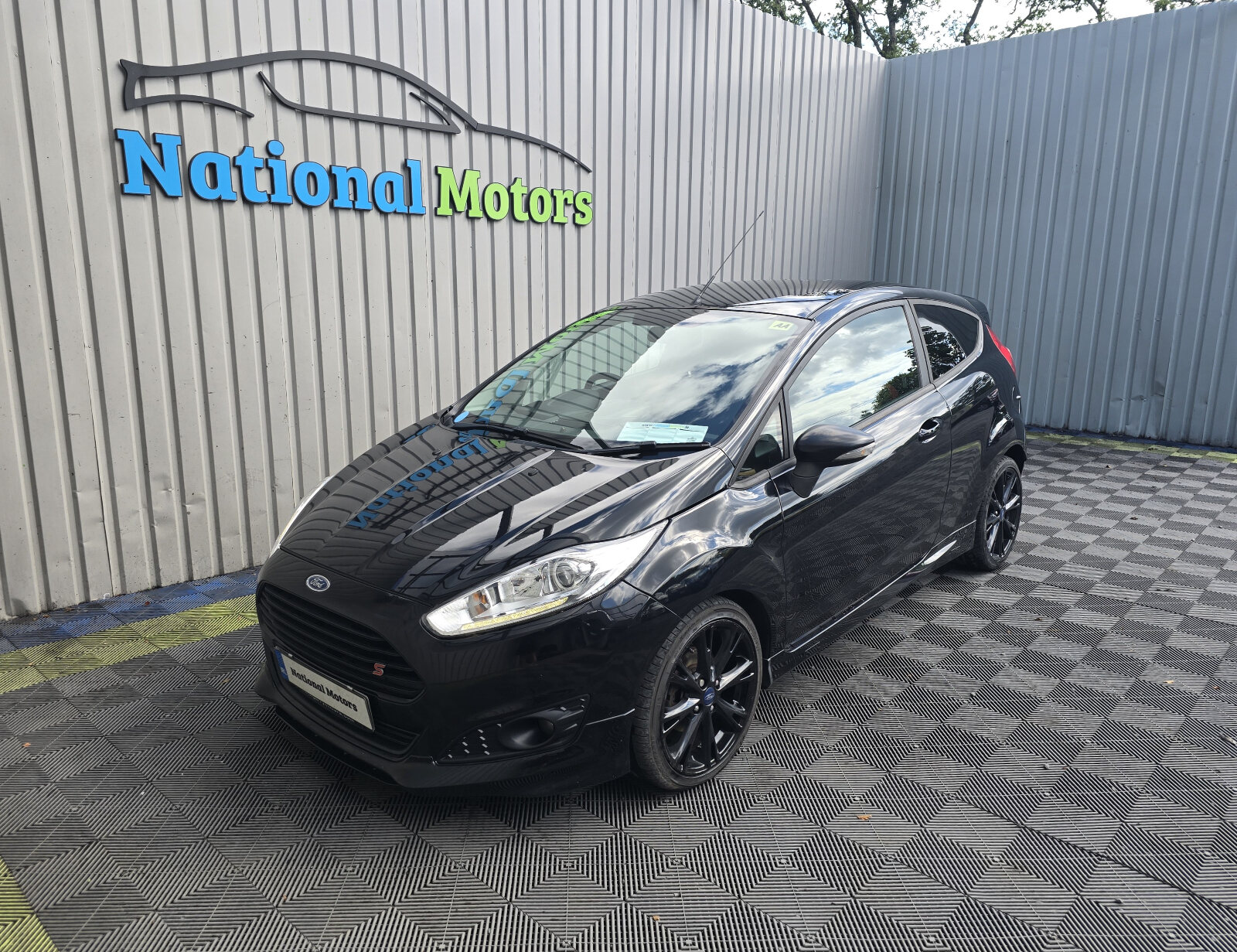 2016 Ford Fiesta 1.0 Petrol ZETEC S BLACK ED - Image 7
