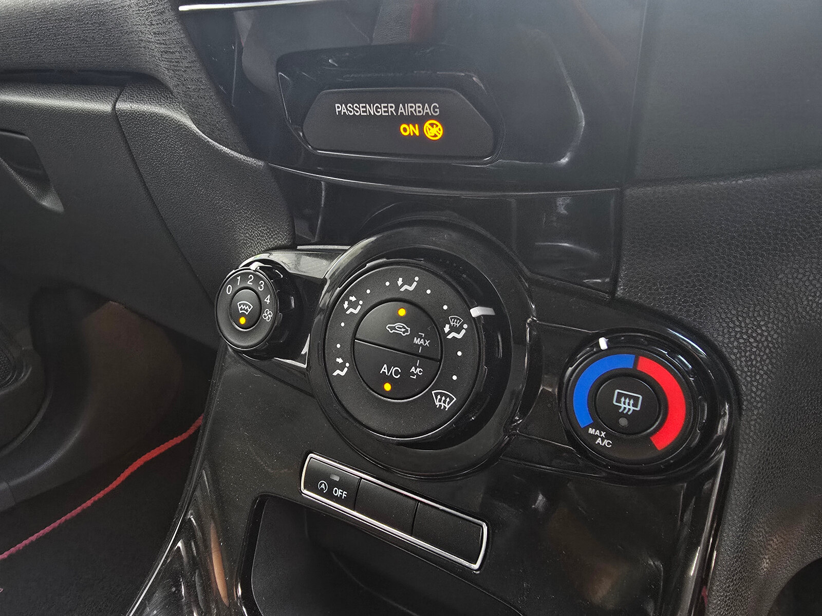 2016 Ford Fiesta 1.0 Petrol ZETEC S BLACK ED - Image 14