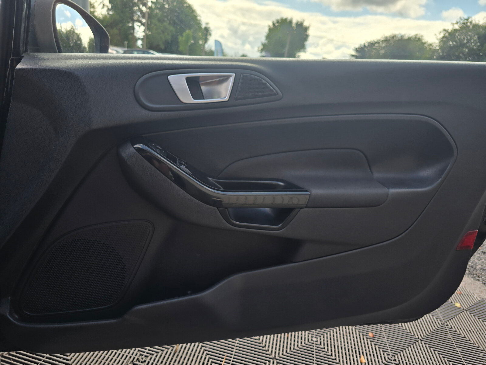 2016 Ford Fiesta 1.0 Petrol ZETEC S BLACK ED - Image 18