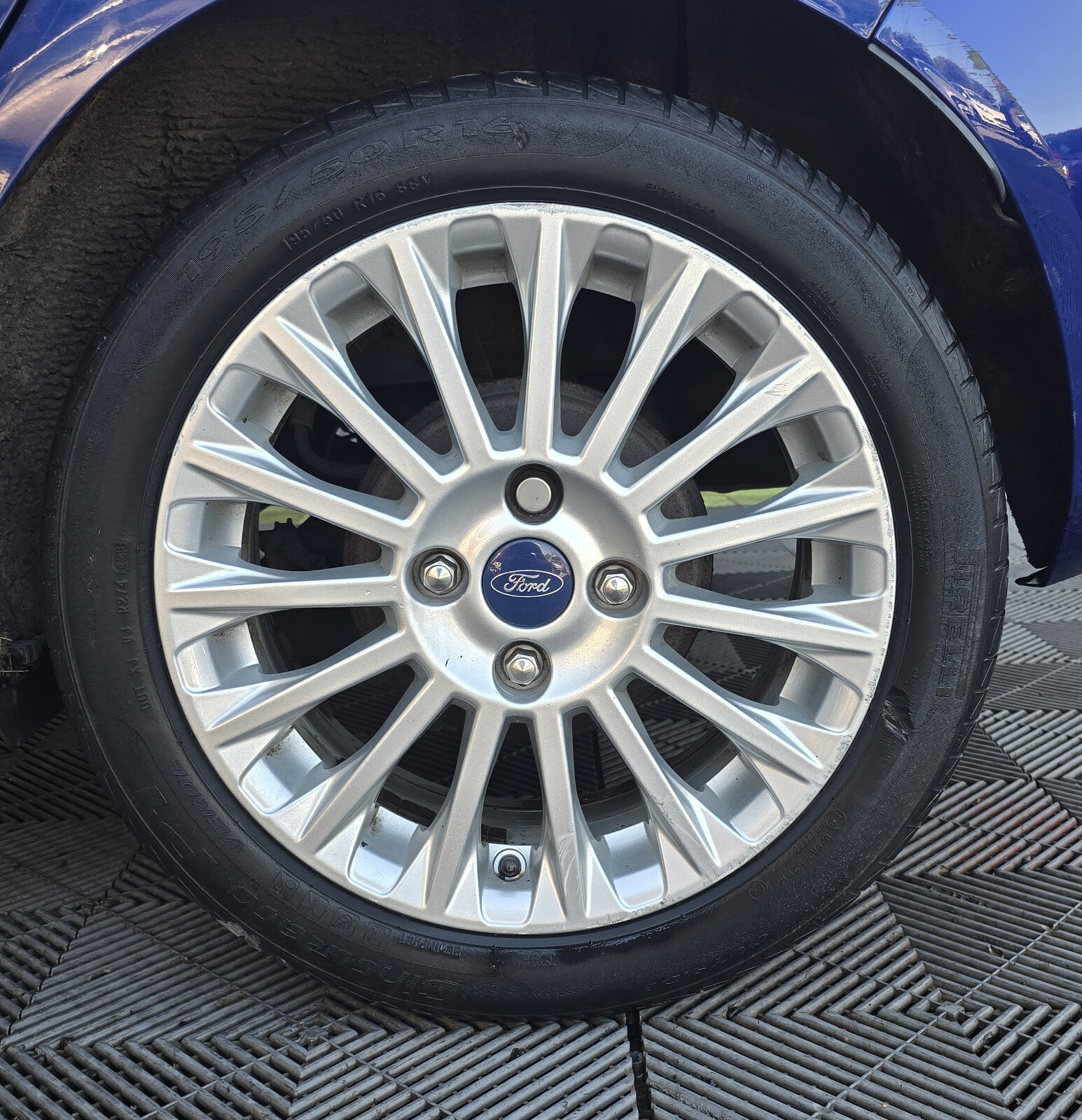 2014 Ford Fiesta 1.0 TITANIUM Petrol - Image 9