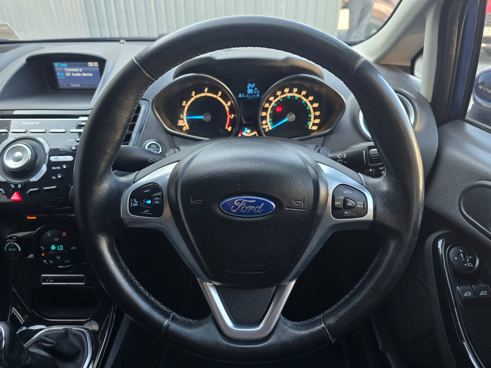2014 Ford Fiesta 1.0 TITANIUM Petrol - Image 18