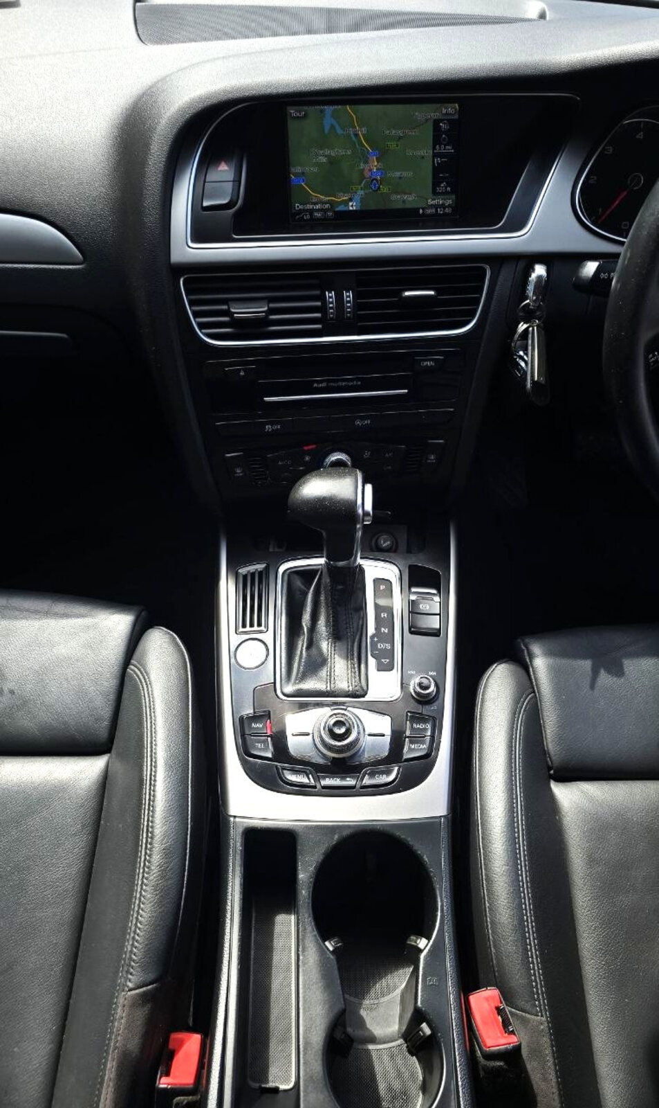 2015 Audi A4 2.0 TDI Automatic - Image 13
