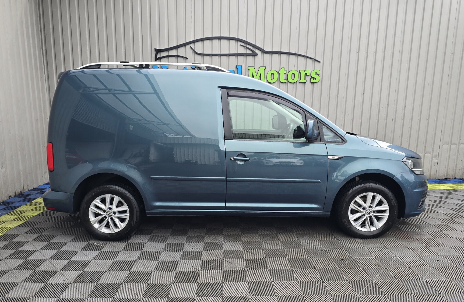 2016 Volkswagen Caddy 2.0 Diesel - Image 2